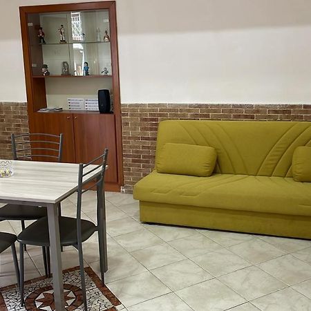 דירות נאפולי Casa Emilia מראה חיצוני תמונה