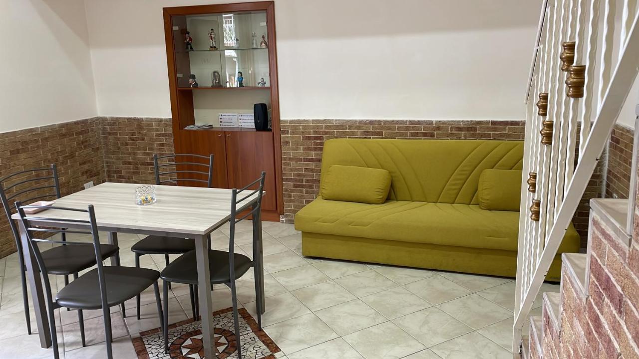 דירות נאפולי Casa Emilia מראה חיצוני תמונה
